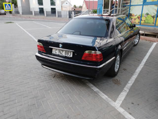 BMW 7 Series foto 9