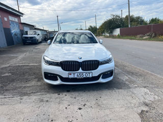 BMW 7 Series foto 3