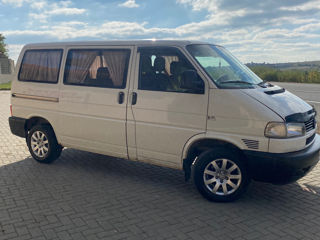 Volkswagen Transporter foto 2