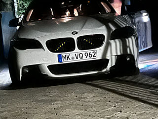 BMW 5 Series foto 6