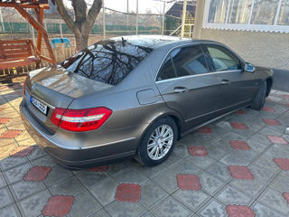 Mercedes E-Class foto 3