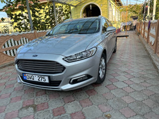 Ford Mondeo foto 6