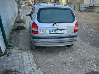 Opel Zafira foto 4