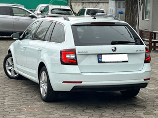 Skoda Octavia foto 5