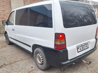 Mercedes Vito foto 2