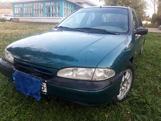 Ford Mondeo foto 4