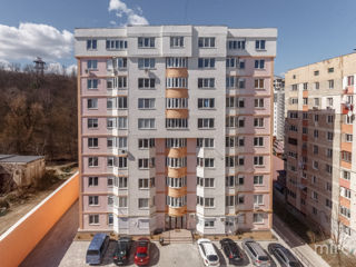 Apartament cu 2 camere, 84 m², Buiucani, Chișinău foto 1
