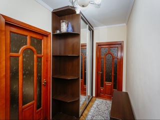 Apartament cu 2 camere, 50 m², Botanica, Chișinău foto 8