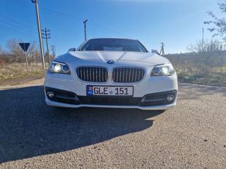 BMW 5 Series foto 4