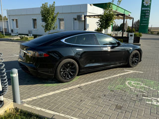 Tesla Model S foto 6