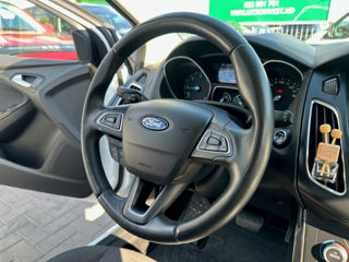 Ford Focus foto 11