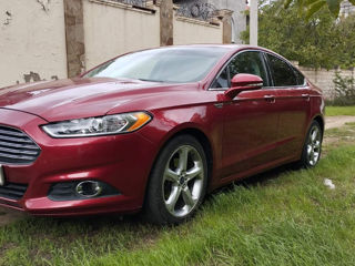 Ford Fusion foto 1