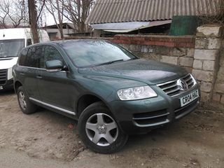 Volkswagen Touareg foto 1