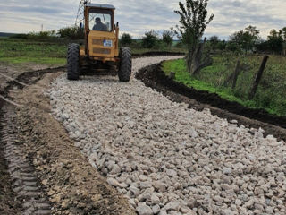 Servicii. Lucrări terasamente, demolări, compactare. foto 8