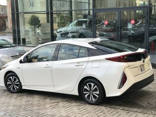 Toyota Prius Prime foto 8