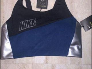 Top Nike sport S