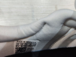 Кроссовки Adidas. Новые. 39,5 размер (25,5 см стелька) фото 3