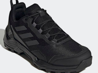 Кроссовки Adidas.  41, 42. foto 3