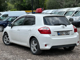 Toyota Auris foto 5