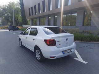 Dacia Logan foto 4