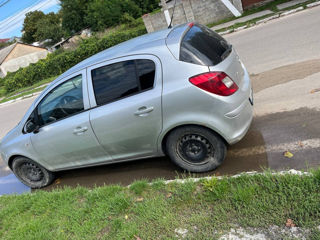 Opel Corsa foto 4