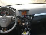 Opel Astra foto 6