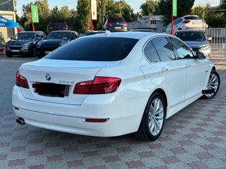 BMW 5 Series foto 4