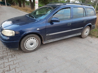 Opel Astra foto 1