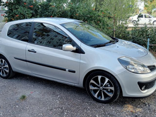 Renault Clio foto 3