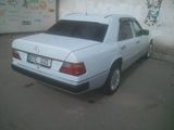 Mercedes Series (W124) foto 4