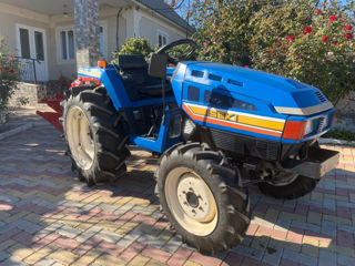 Tractor Japonez Iseki 245 + Plug