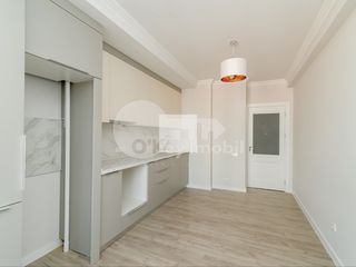 Apartament  3 camere, 88,6 mp, Telecentru  93030 € foto 2