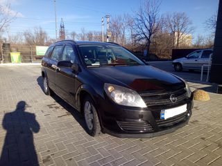 Opel Astra foto 1