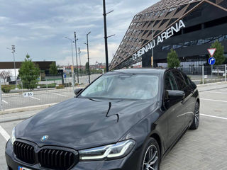 BMW 5 Series foto 1