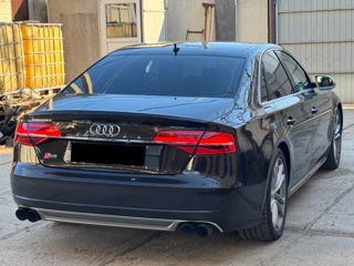 Audi S8 foto 3