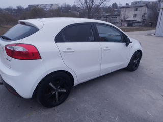 KIA Rio foto 3