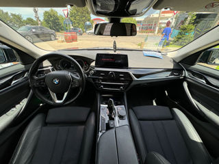 BMW 5 Series foto 10