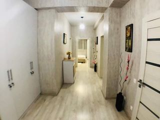 Apartament cu 2 camere, 100 m², Centru, Chișinău foto 7