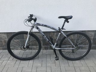 Bicicleta MTB 29' frane pe disc amortizator fata foto 1