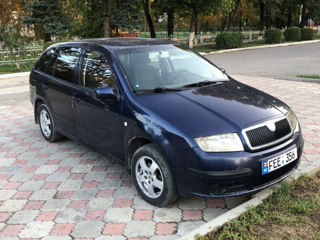 Skoda Fabia foto 3