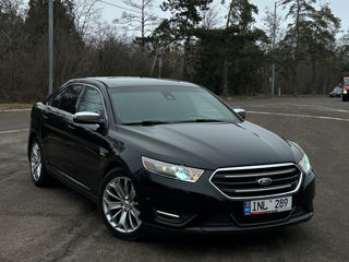 Ford Taurus