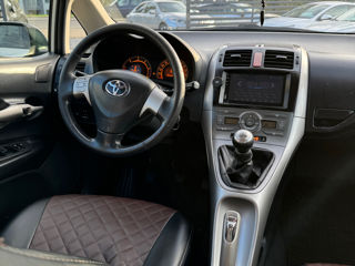 Toyota Auris foto 5