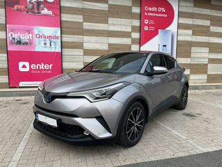 Toyota C-HR foto 1