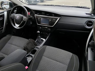 Toyota Auris foto 6