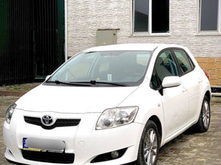 Toyota Auris foto 2