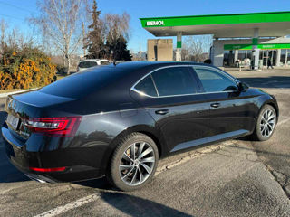 Skoda Superb foto 4