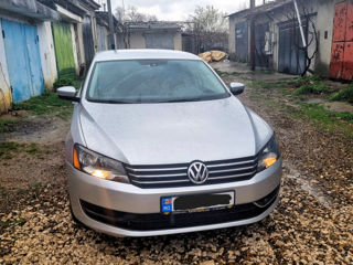 Volkswagen Passat foto 2