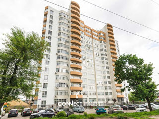 Apartament cu 2 camere, 85 m², Botanica, Chișinău