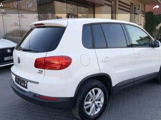 Volkswagen Tiguan foto 3