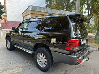 Toyota Land Cruiser foto 1